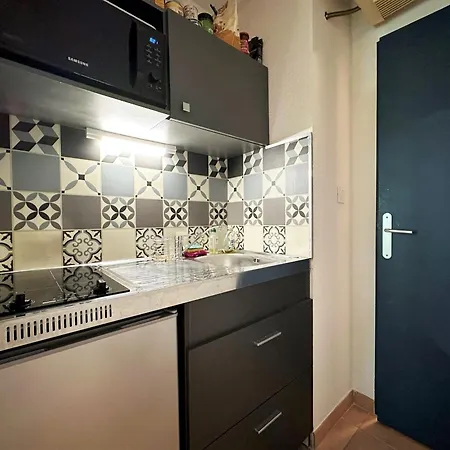 La Taniere Des Papes Apartment