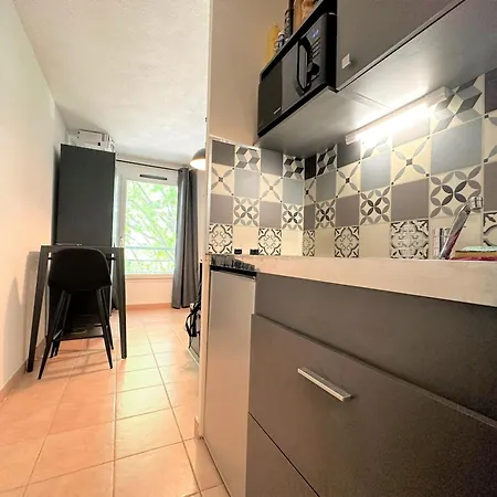 La Taniere Des Papes Apartment